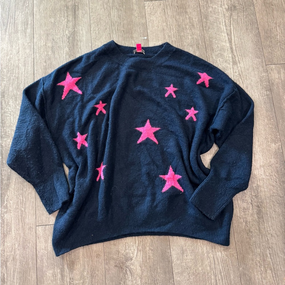 MALENITA🌻SOLD🌻Vince Camuto Navy Sweater with Pink Stars - Picture 4 of 10